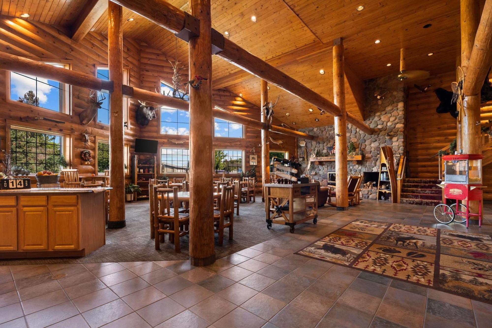Best Western Northwoods Lodge Siren Екстериор снимка